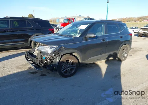 2023 Kia Seltos S z USA, uszkodzony, nr VIN KNDEU2AA1P7383462